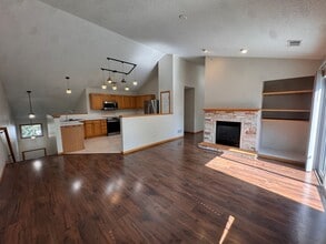 Building Photo - 1243 Bergmann Dr