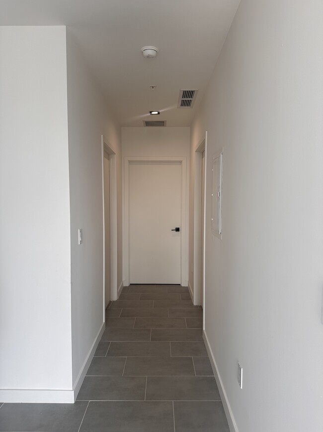 Foto del edificio - 3026 NW 1st Ave