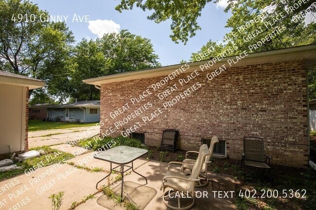 Building Photo - 4910 Ginny Ave
