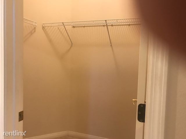 Building Photo - 1 br, 1 bath House - Hidden Hill Dr.