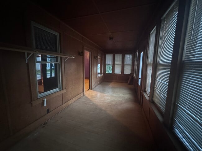 Foto del edificio - 238 N Fond du Lac Ave