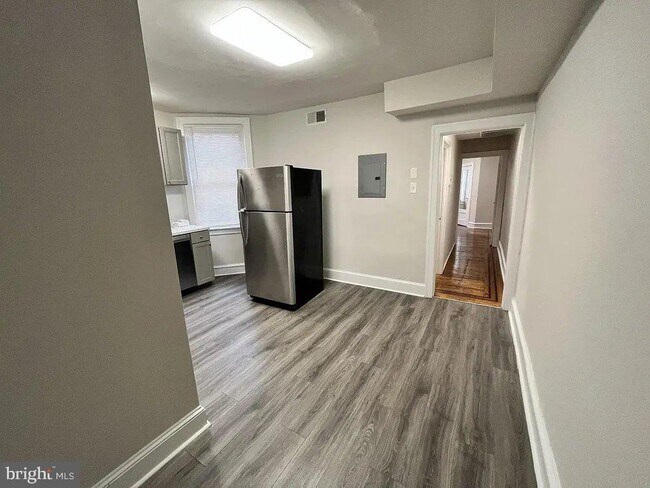 Foto del edificio - 5411 W Berks St