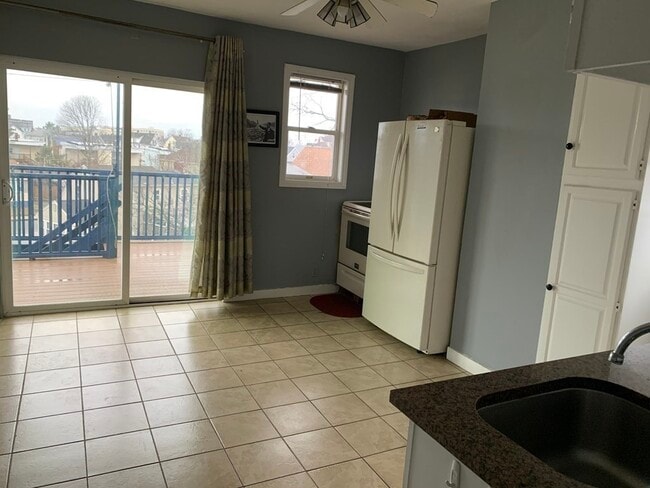 Foto del edificio - 118 Sumner St