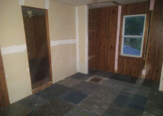 Foto del edificio - 2-Story Home! - $595 Month / $1,100 Down