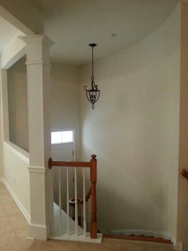 Building Photo - 611 Ellison Dr