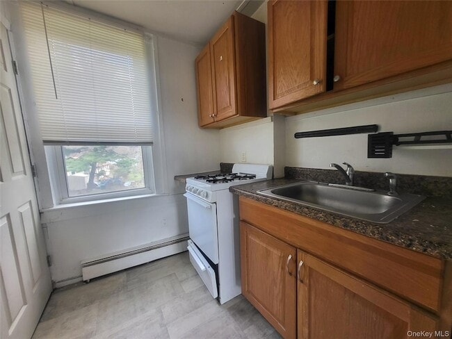 Foto del edificio - 123 Old Turnpike Rd