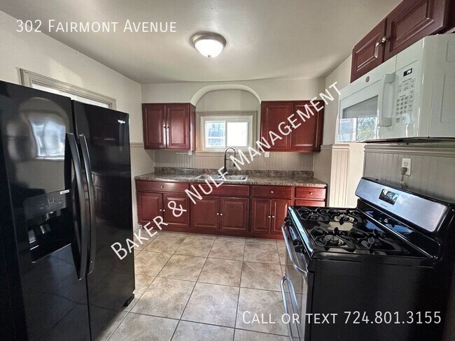 Foto del edificio - 3 Bedroom - 1 Car Garage - Ready NOW!