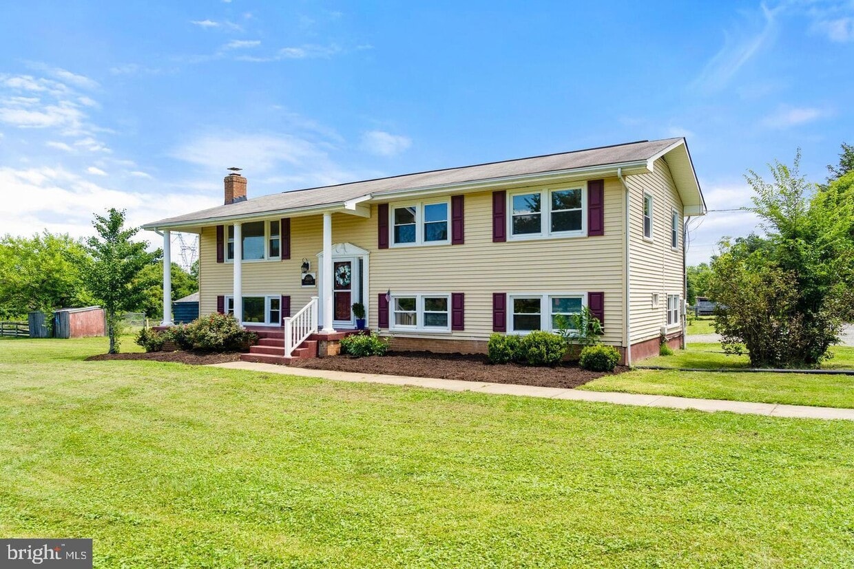 Primary Photo - 3609 Sanders Ln