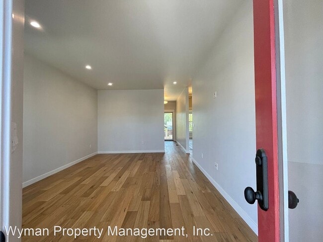 Building Photo - 2 br, 1 bath House - 1027 Lincoln Avenue