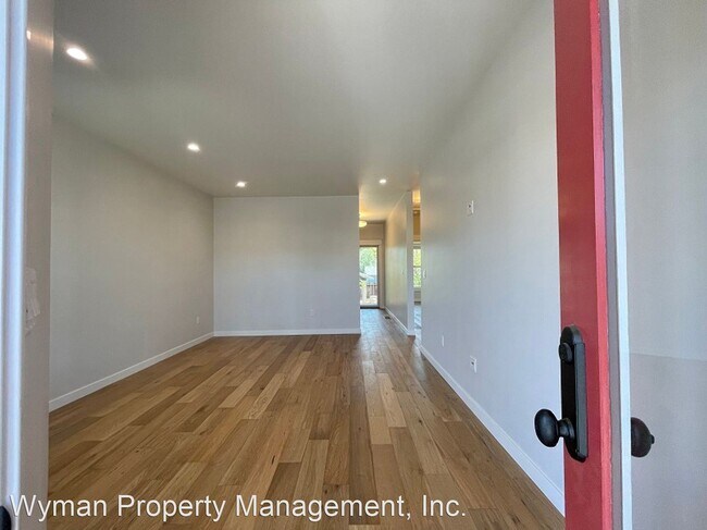 Foto del edificio - 2 br, 1 bath House - 1027 Lincoln Avenue