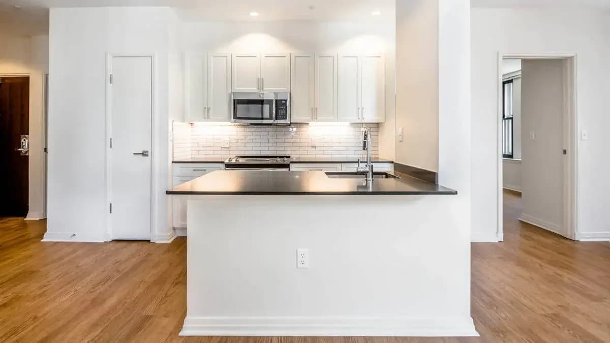 *Pictures are representative samples of the advertised unit. In some cases, the actual units you tou - 26 Battery St