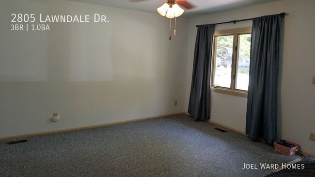 Building Photo - 2805 Lawndale Dr