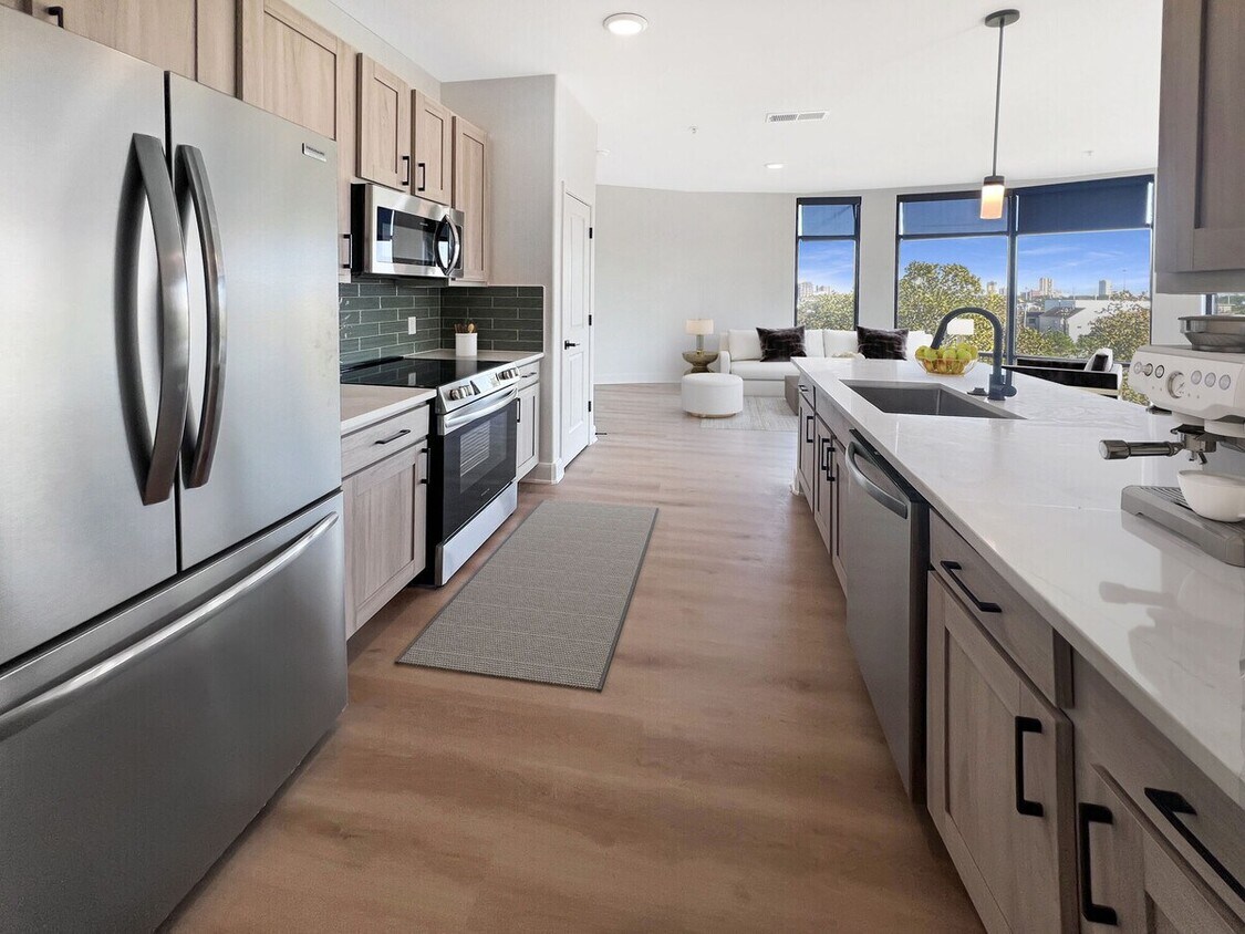 Primary Photo - 1 Bed in Upper Kirby — Walkable Location +...