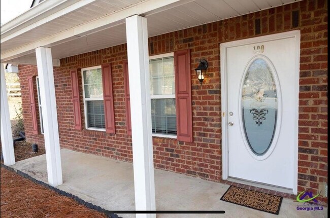 Building Photo - 100 Yearwood Dr