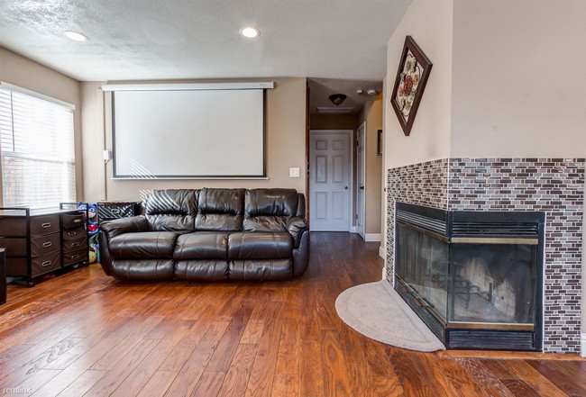Building Photo - 7660 Antelope Hills Dr
