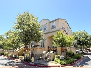 Building Photo - 8900 Bellina Cmns