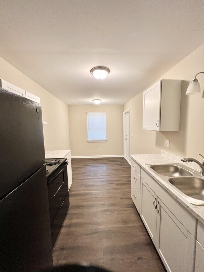 Foto del edificio - 601 Skyview Dr