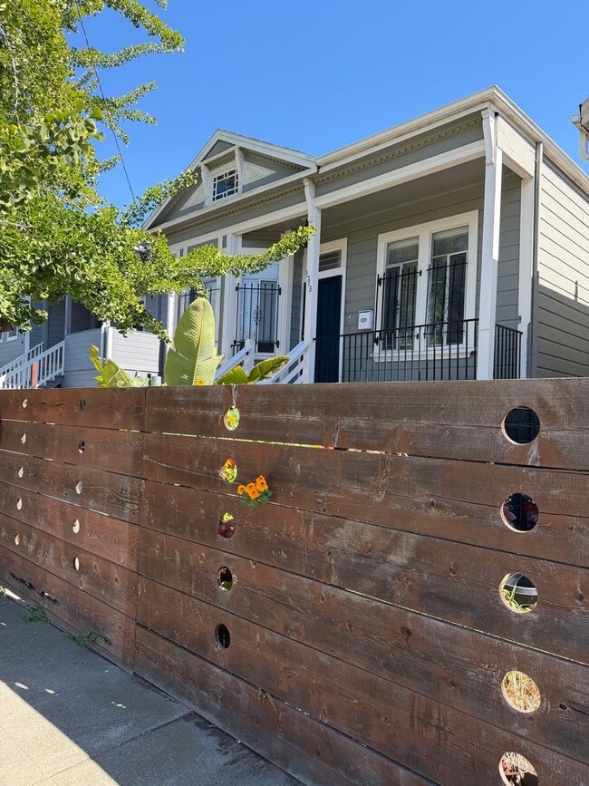 Building Photo - 1716-1720 13th St