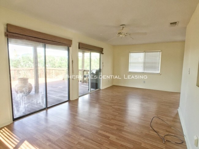 Building Photo - 2BD/2BA on Perdido Key ~ A Paddlers Paradise!