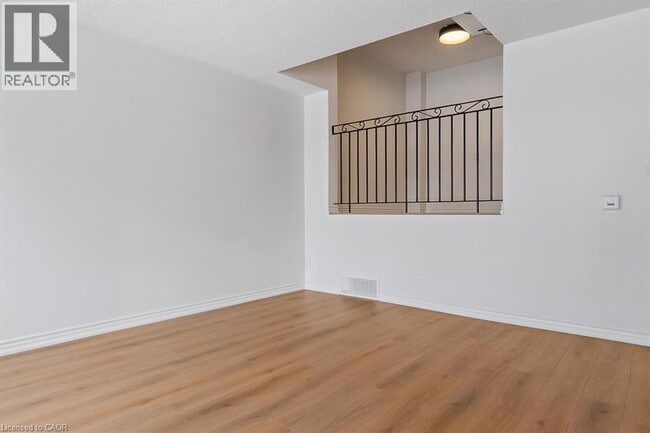 Building Photo - 250 Montmorency Dr