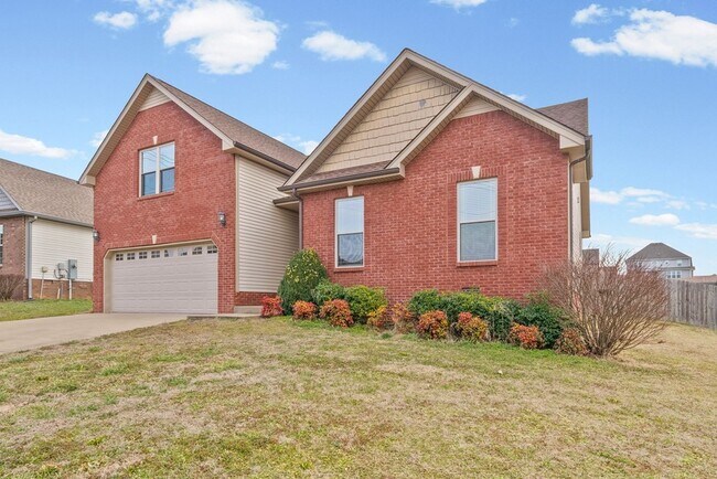 Building Photo - 1725 Autumnwood Blvd