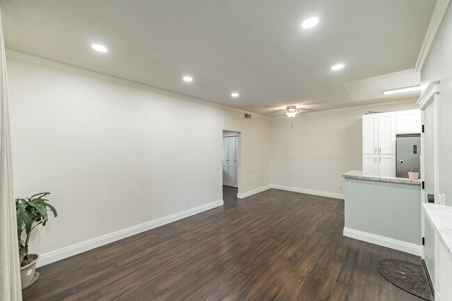 Foto del edificio - 3550 Buttonwood Ter