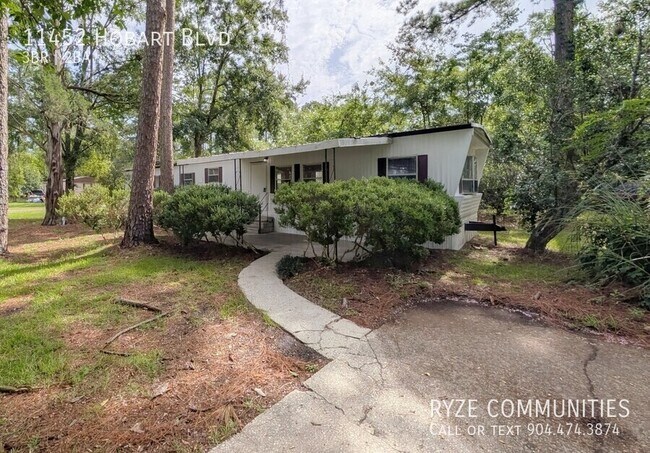 Foto del edificio - 11452 Hobart Blvd