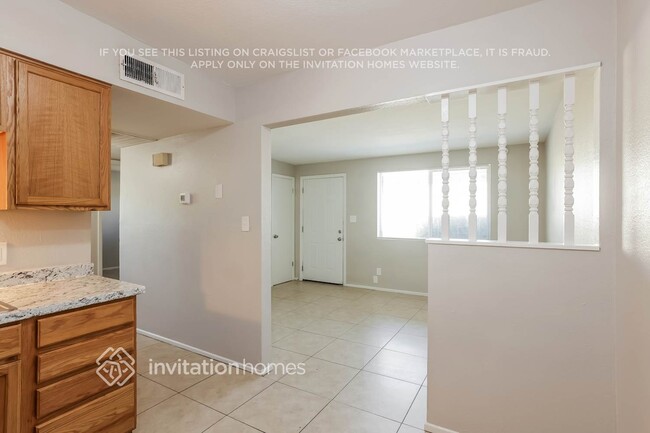 Building Photo - 1146 E Hatcher Rd