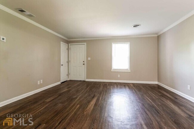 Foto del edificio - 3993 Forrest Ct