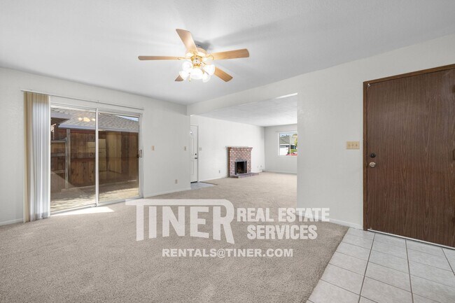 Building Photo - 5913 Merrywood Dr