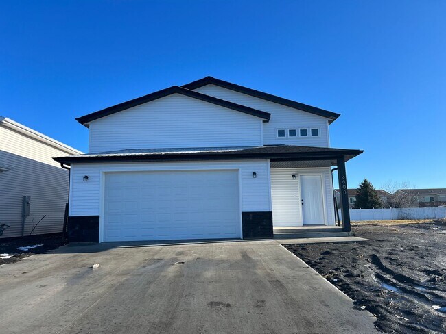 Building Photo - 3608 33rd St S