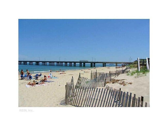 Building Photo - 4820 Bay Landing Dr