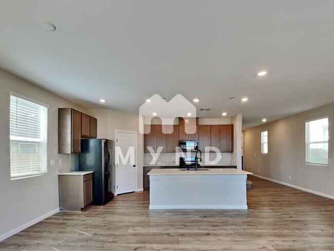 Building Photo - 4188 Silver Torch Ave