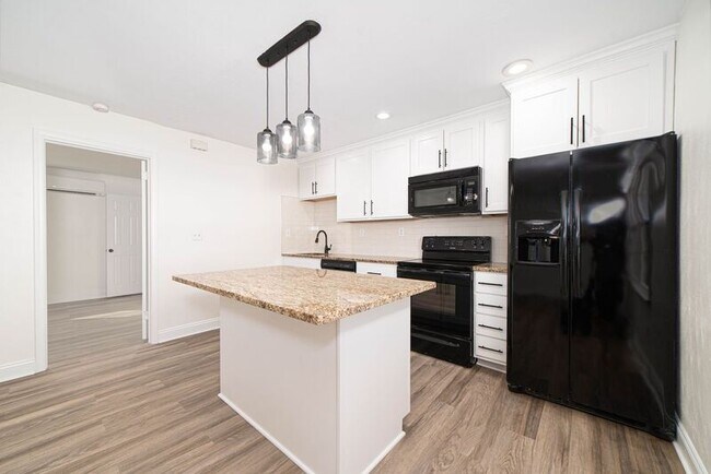 Foto del edificio - 963 W Ocean View Ave