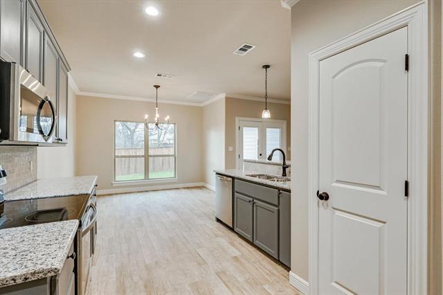 Foto del edificio - 306 W Mc Lain Dr