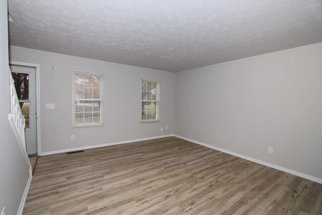 Foto del edificio - 2 Bed 1.5 Bath Condo