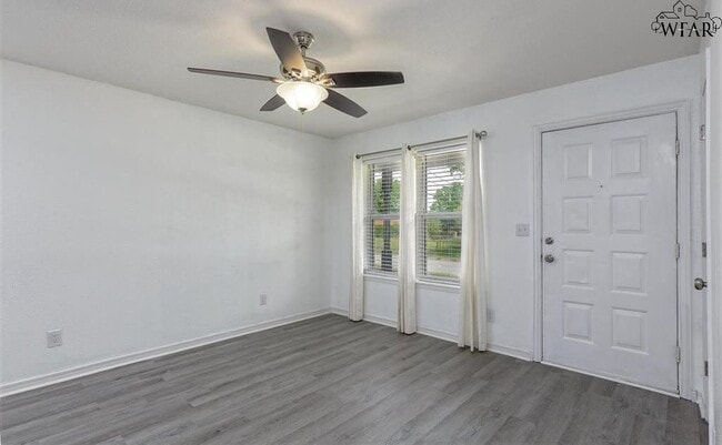 Building Photo - 1309 Harvey Dr