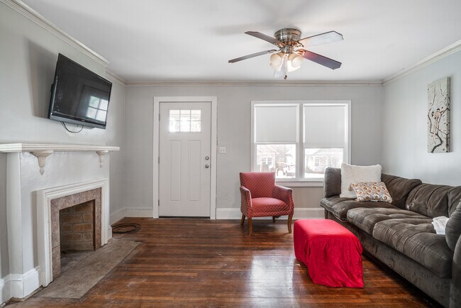 Foto del edificio - 1566 Alder Ct SE