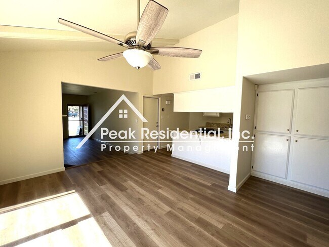 Building Photo - 2 br, 1 bath House - 2439 Wurth Ct