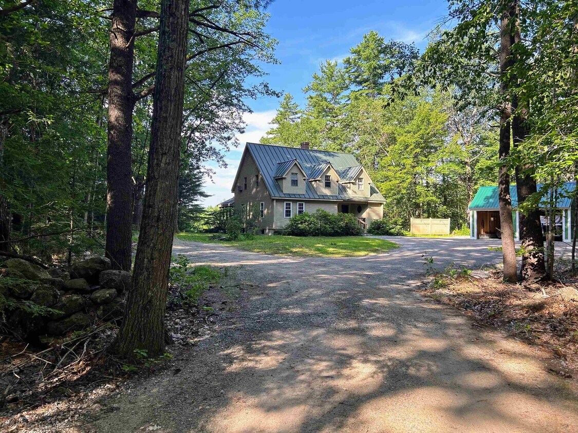 Foto principal - 64 Homestead Rd
