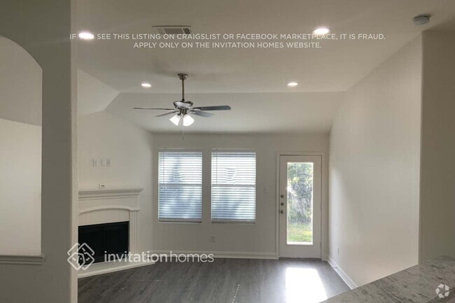 Building Photo - 1040 English Ivy Dr