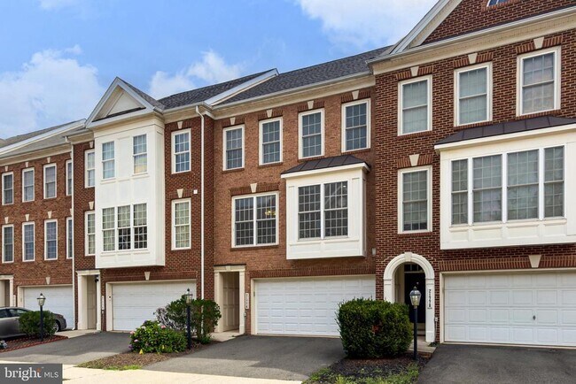 Foto del edificio - 21776 Ladyslipper Sq