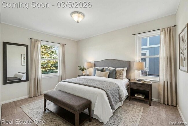 Building Photo - 421 W Kalama Ave