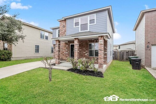 Building Photo - $500 off special.  Two Story 3 bed / 2.5 b...
