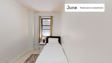 Building Photo - Room in Shared 4 bed/2 bath home