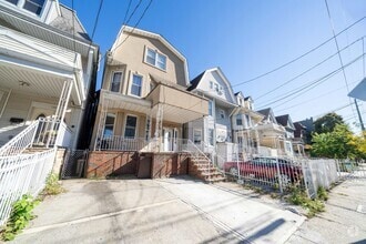 Building Photo - 126 Arlington Ave
