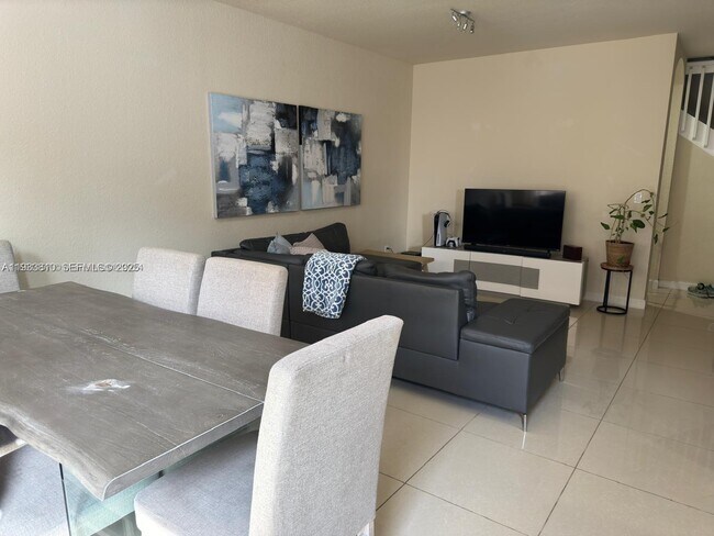 Foto del edificio - 8437 Blue Cove Way