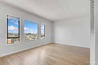 Building Photo - 80 Terra Vista Ave