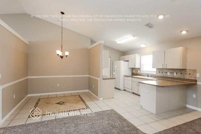 Foto del edificio - 4516 30th Ln E