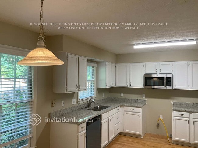 Building Photo - 3995 Ivy Run Cir